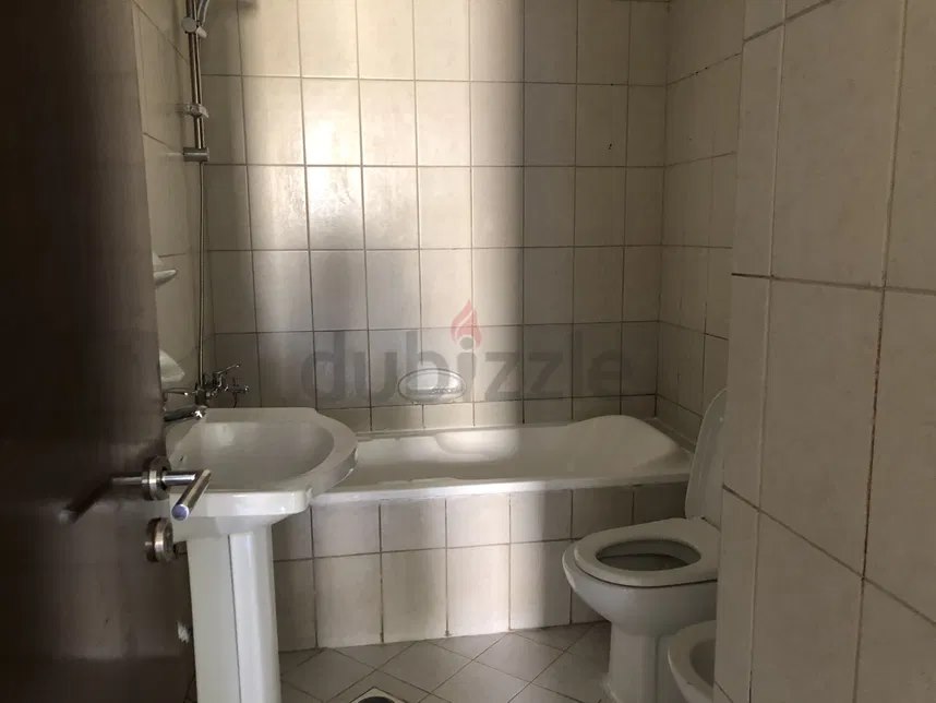 Bed Space in International City Dubai Dubai