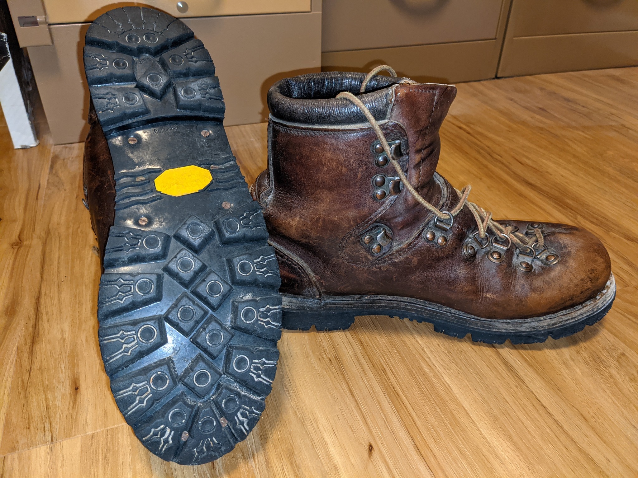 Remember Santa Rosa shoe and boot company? I bought a pair of