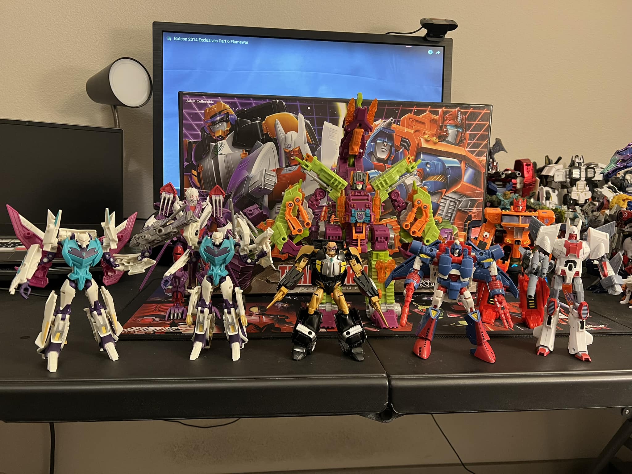 Transformers BotCon 2014 Pirates vs Knights box set
