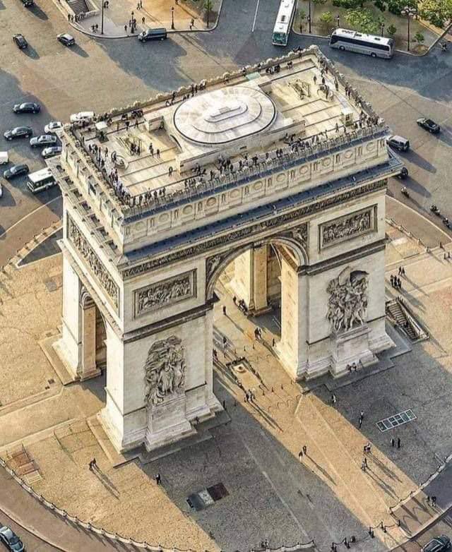 Origin of Place de l'Etoile name
