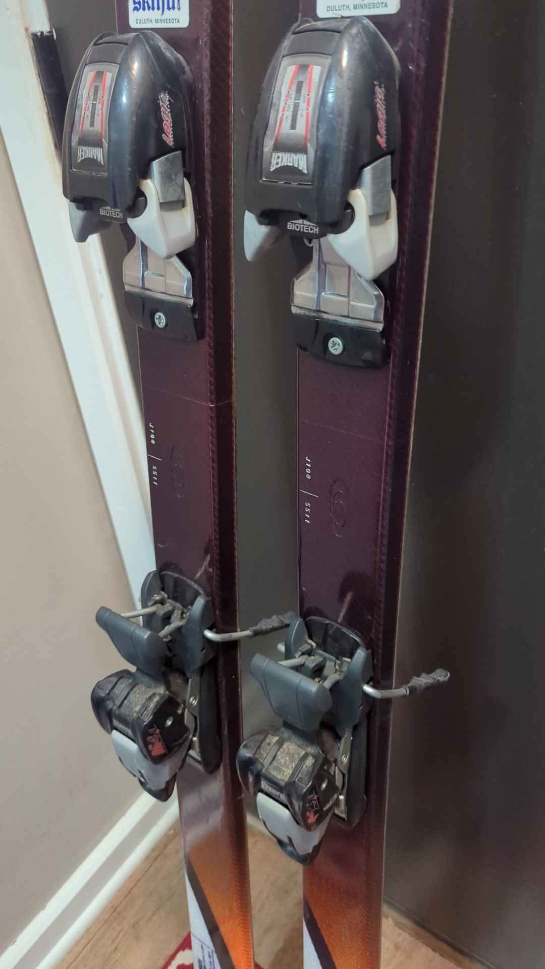 Salomon Verse 9 All Mountain Downhill Alpine Skis w/ Marker
