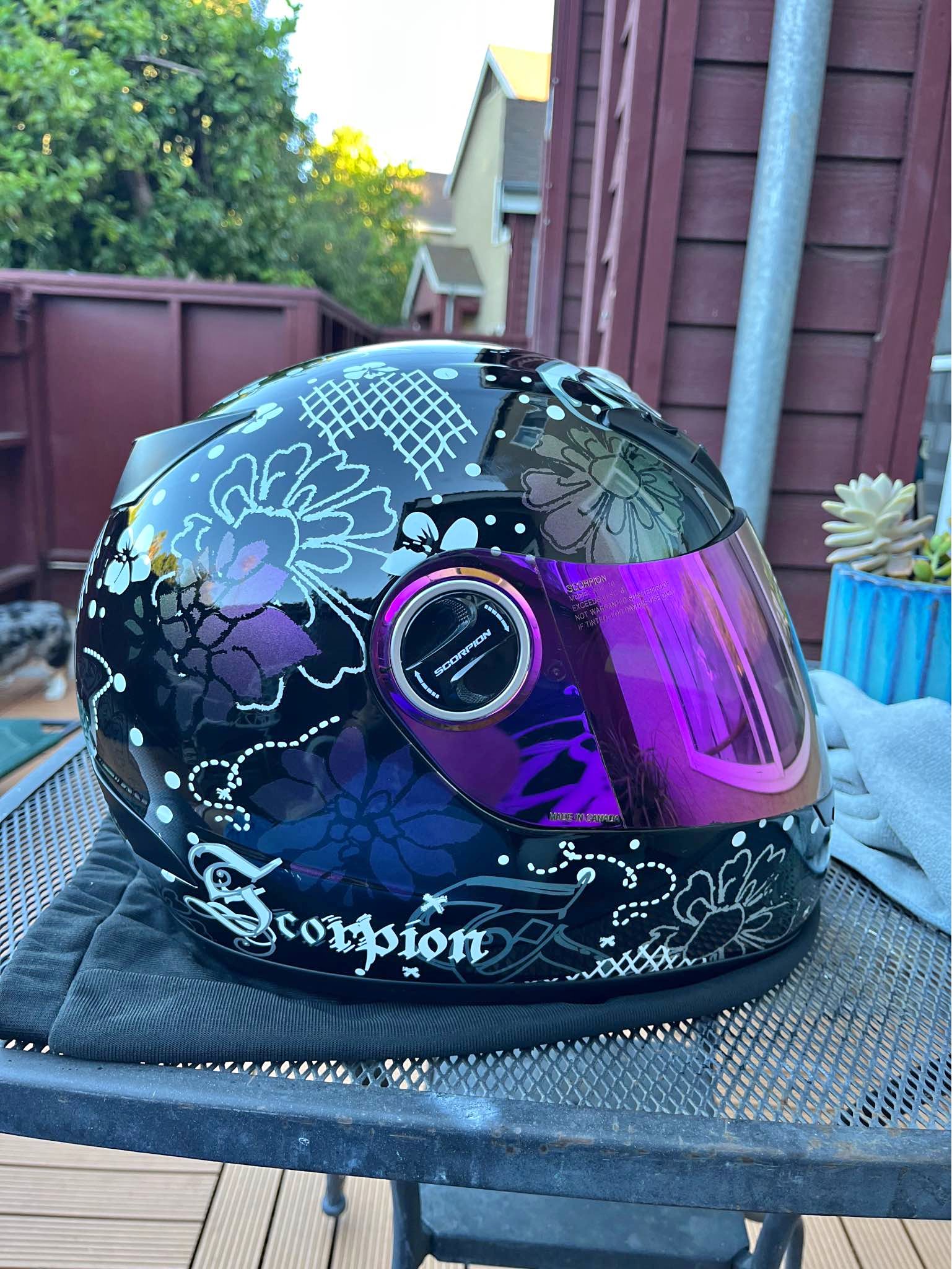 purple flower womans scorpion helmet ScorpionEXO R330 Full Face Motorcycle with Pinlock Ready Shield Bluetooth Ready Speaker Pockets DOT ECE Approved Bendr (White/Pink The Scorpion EXO 2011 Scorpion Women's EXO-750 Kingdom