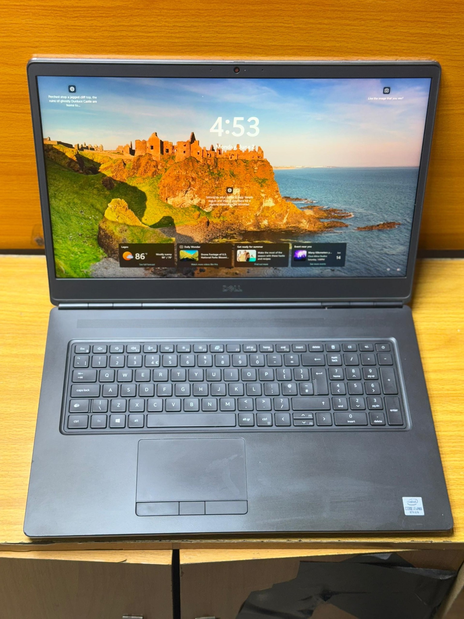 DELL PRECISION 7750 512gb ssd 16gb ram Core i7 10th. Gen 17inches 