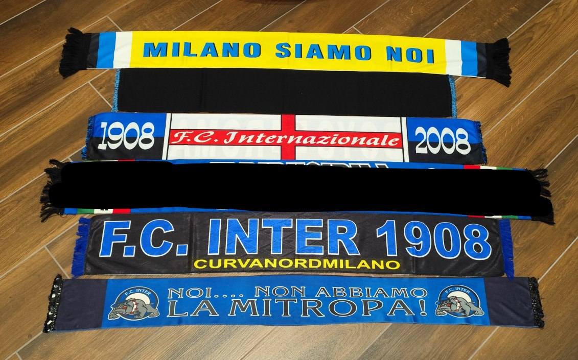 Écharpe Ultras Unione Venezia Mestre Autographiée - Occasion - Souvenir De Supporter