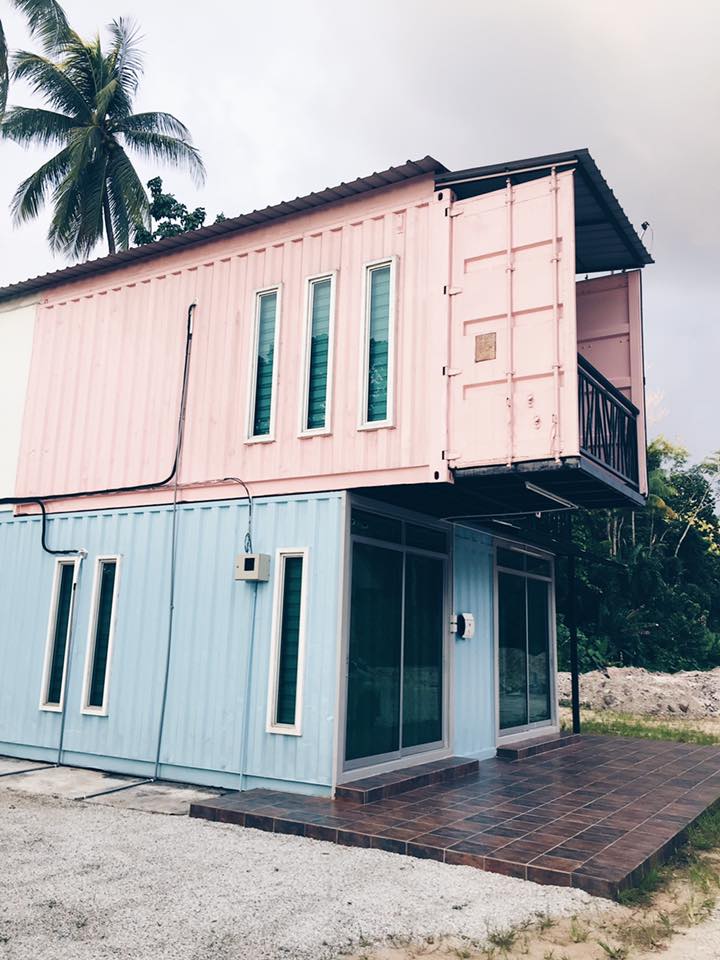 RM200/malam [STUDIO ROOM]... - Penang Container Guesthouse