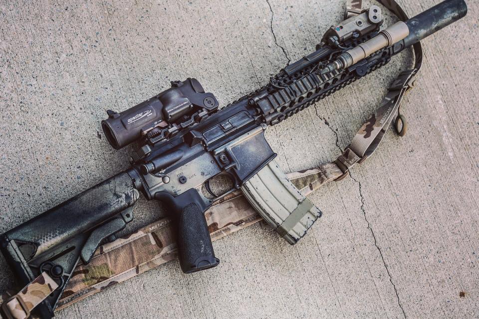 Difference between an elcan compared to a trijicon acog?