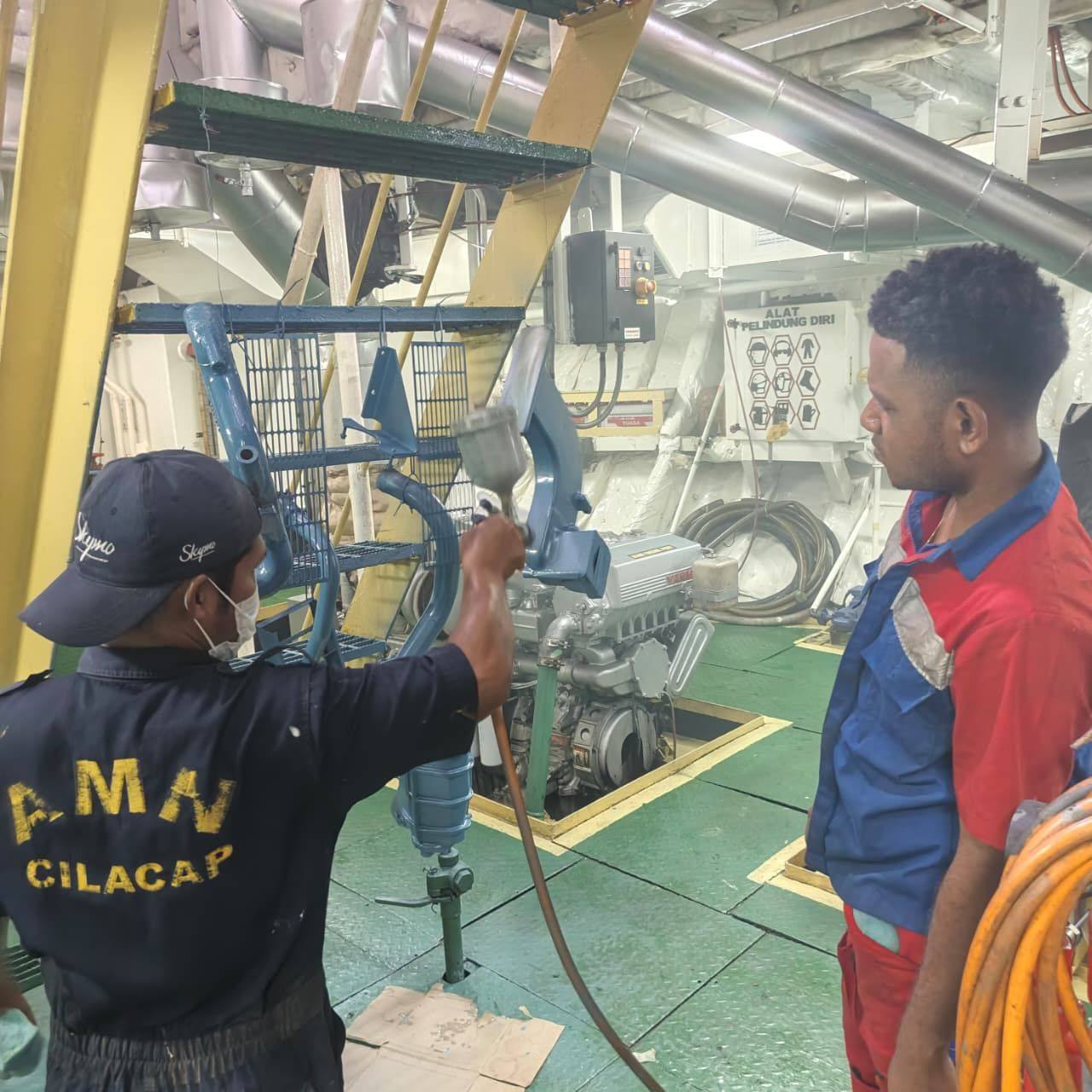 3 Critical errors to avoid when changing main engine governor oil. # ...