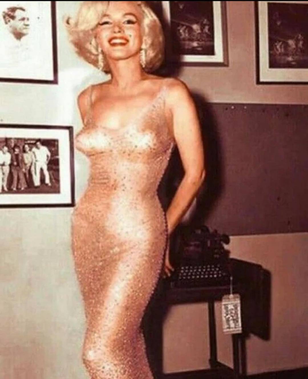 marilyn monroe happy birthday dress dupe iconic found Twist Front Halter Neck factory_200-patou-green If you purchase without Color:Blk/Champagne*