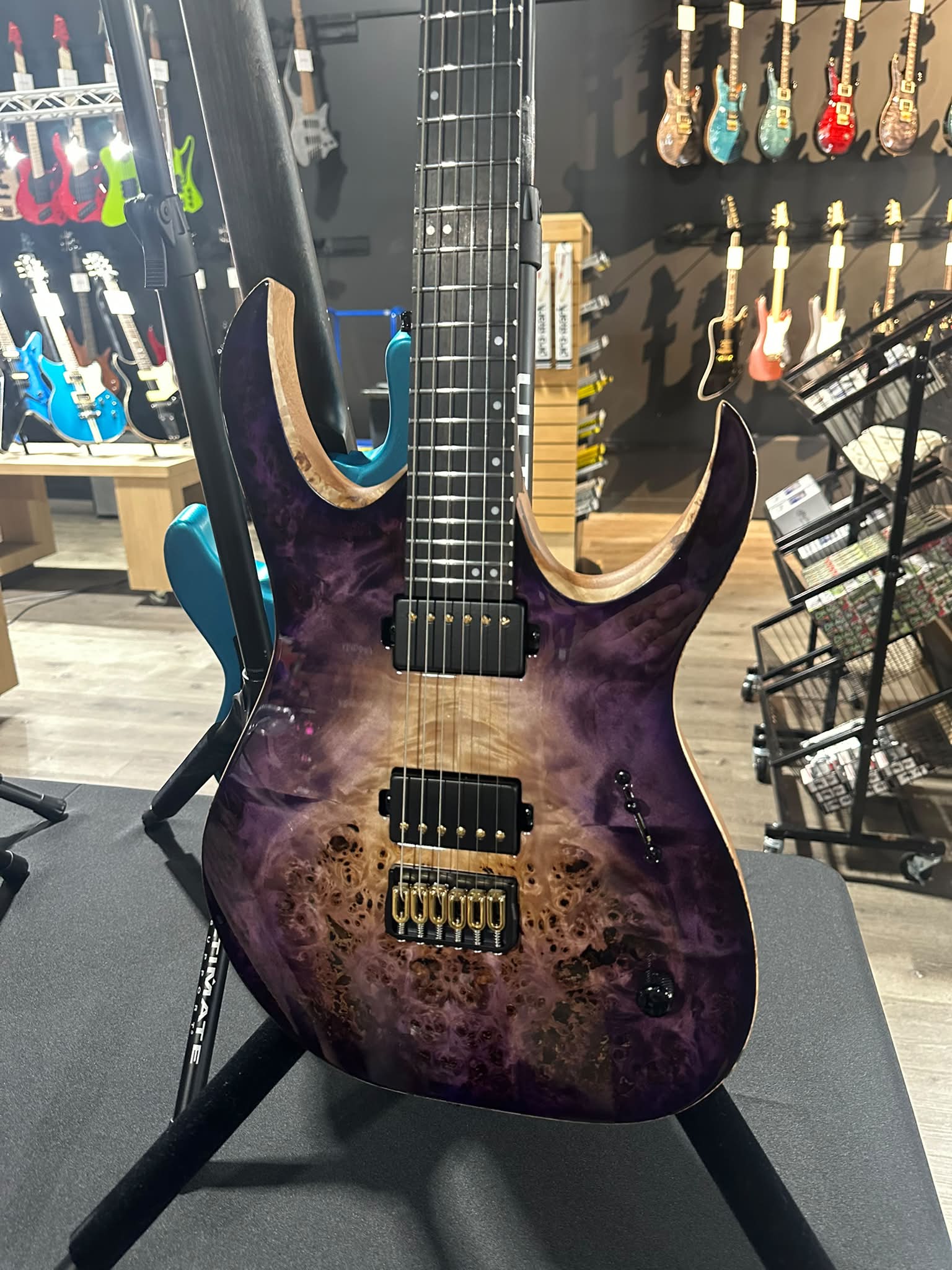 Mayones - Mayones Regius 6 PRO Gothic Custom Shop, Hand-selected