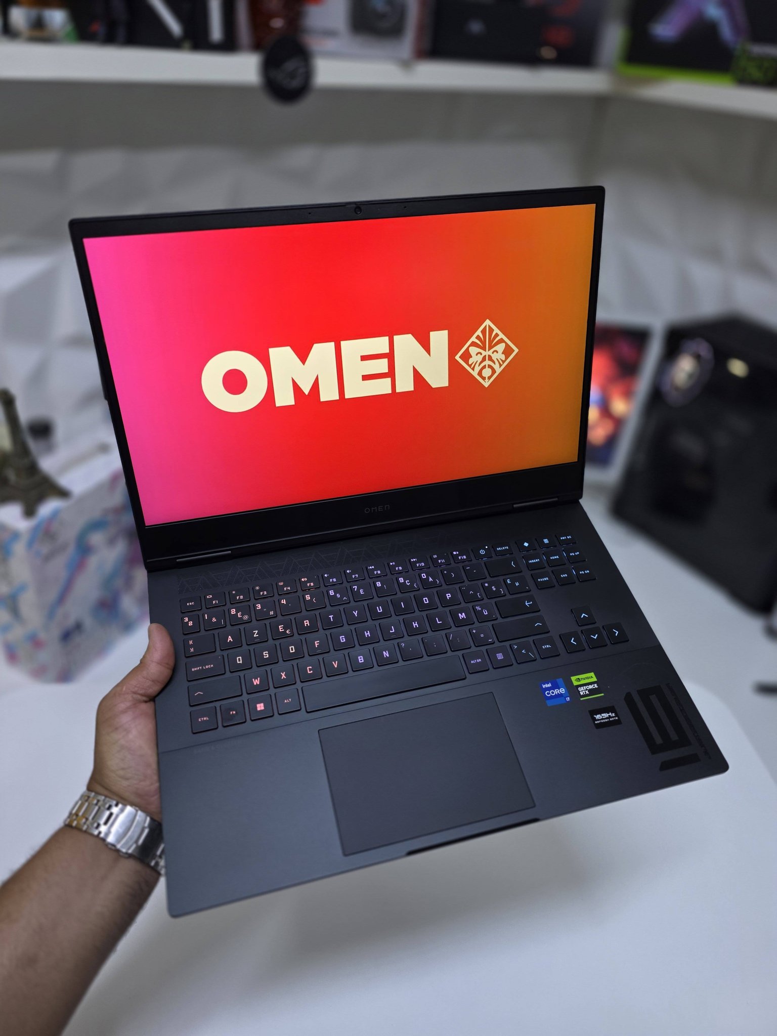❤ HP OMEN 16 ? i7-13700HX ? RTX 4060 8Go ? 32 Go RAM DDR5 