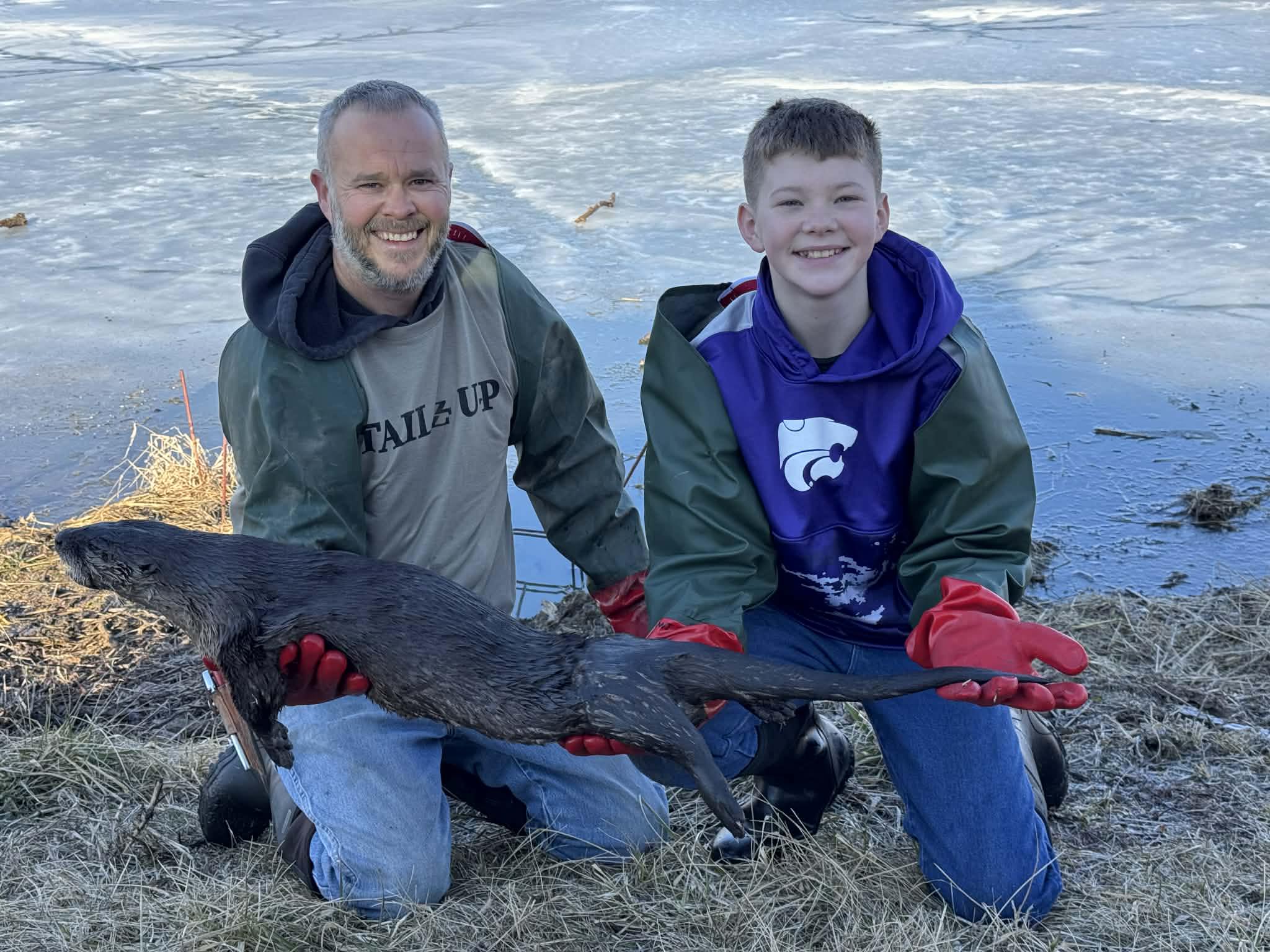 catching a beaver with fishing pole Dam - Beaver Dam Carbon Fiber Combo This special edition combo is designed for fun and functionalityperfect for catching panfish on the ice Jared Jeschke and son catch