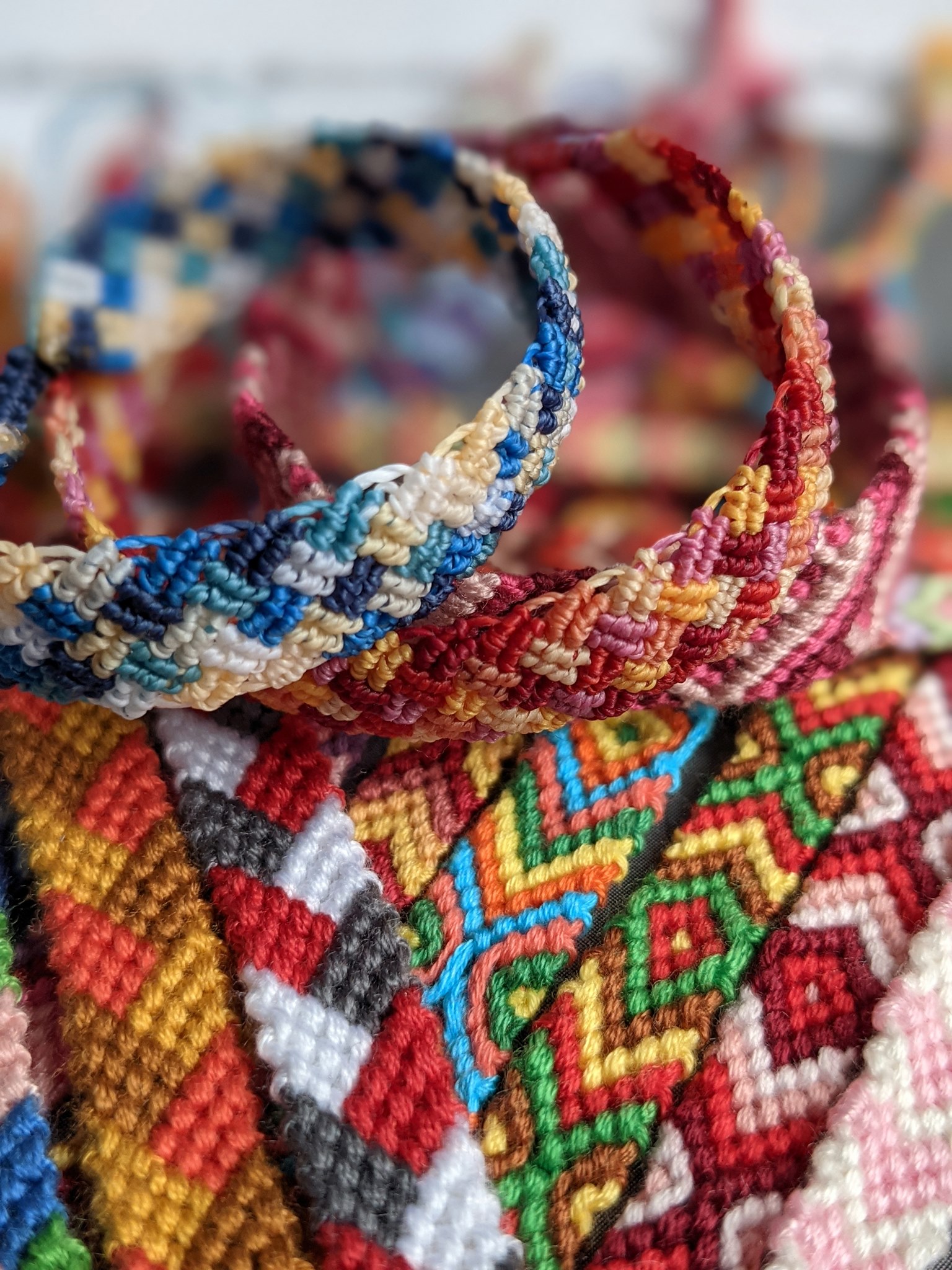 Bratari Lucrate Manual - Gabby's Bracelets
