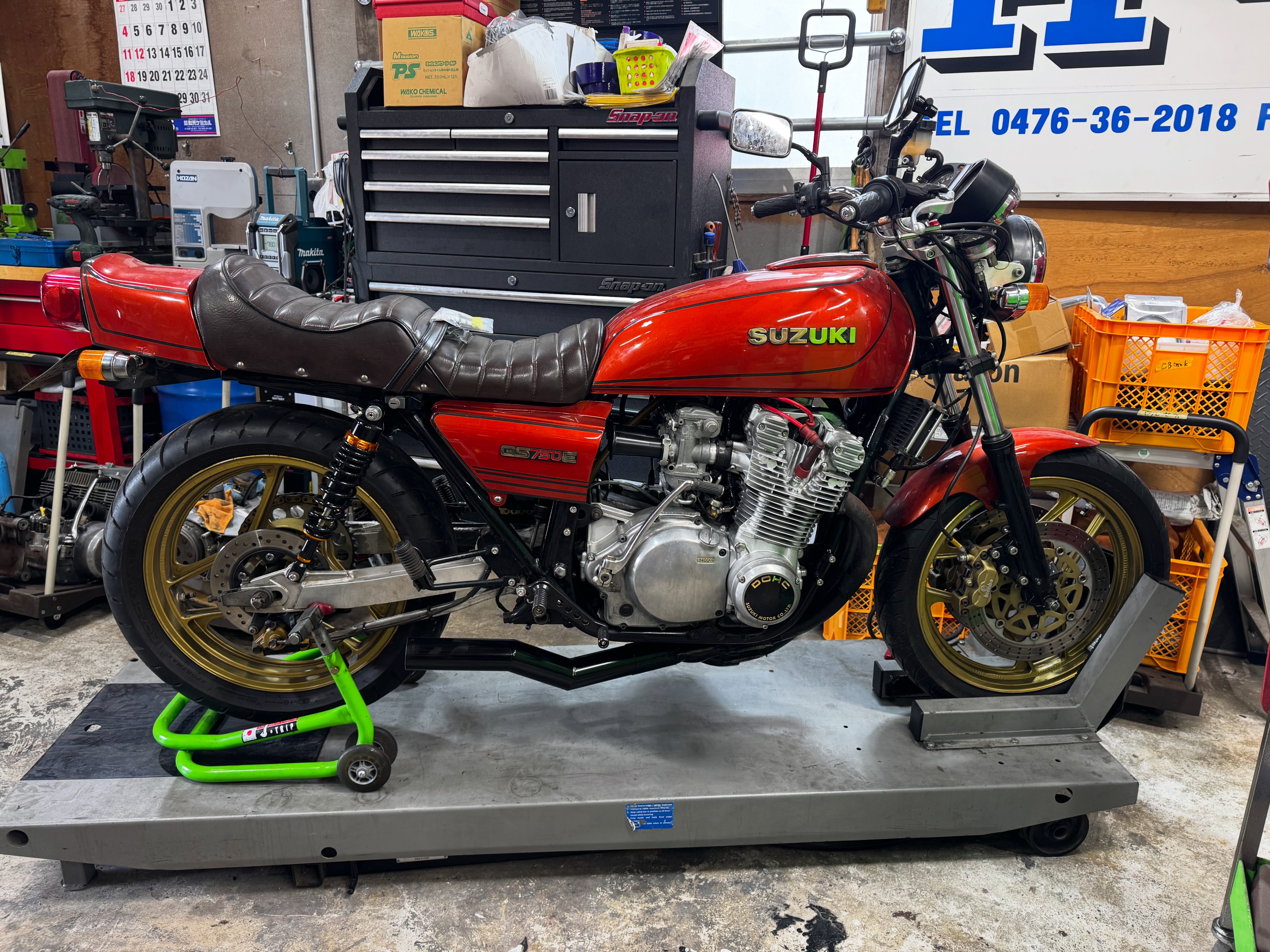 GS400トリプルディスク加工着々と進んでますよ〜〜(￣▽￣) フロント