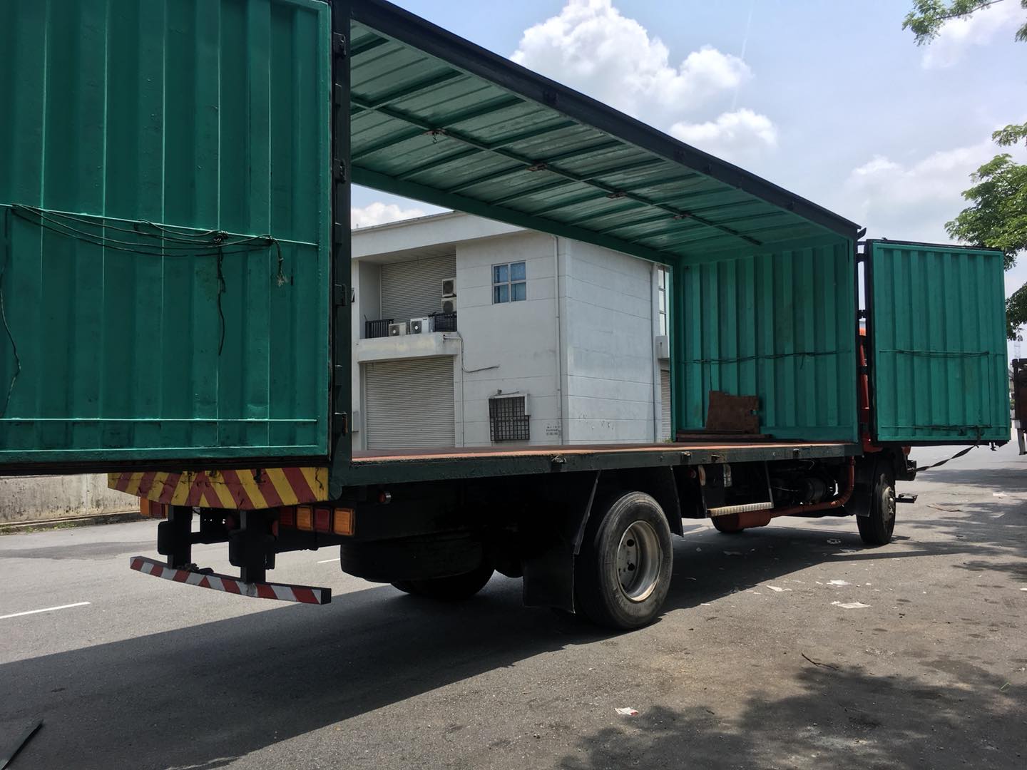 Prompt Logistics Services 快捷物流服务 | Sungai Buloh