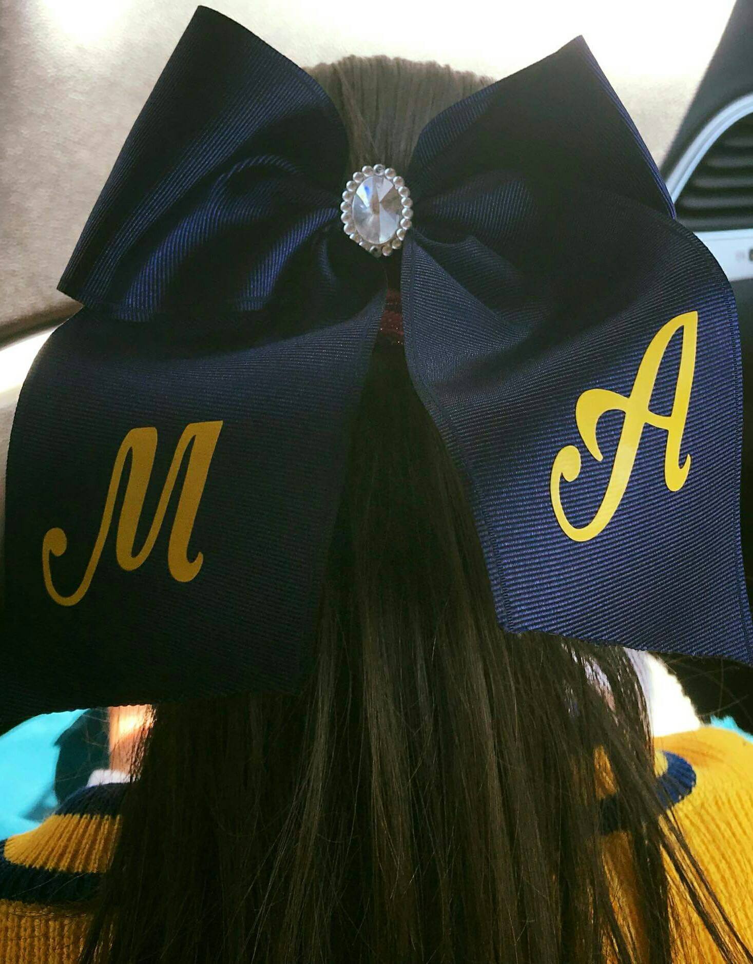 Chiquitl - Ya conoces nuestros cheer bow con letras??... | Facebook
