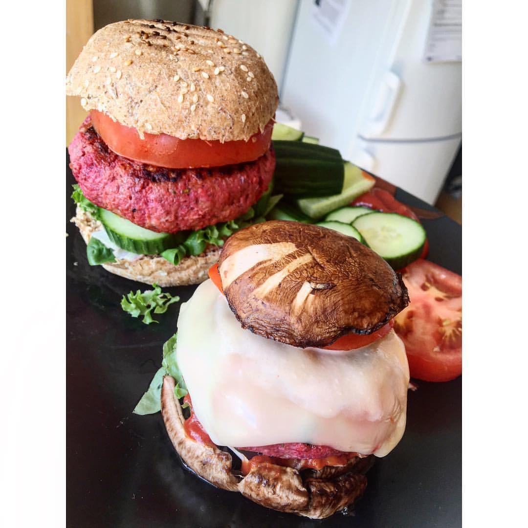 Improve Studio by Anja Thy - вυrger-тιмe 🍔 🏻️😝// 👉🏻 dagens frokost stod ...