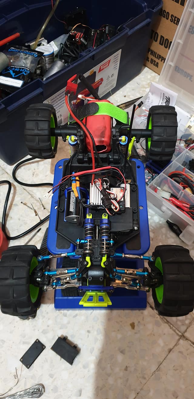 Share lng mga lods.. Diy Rc Bobcat😊