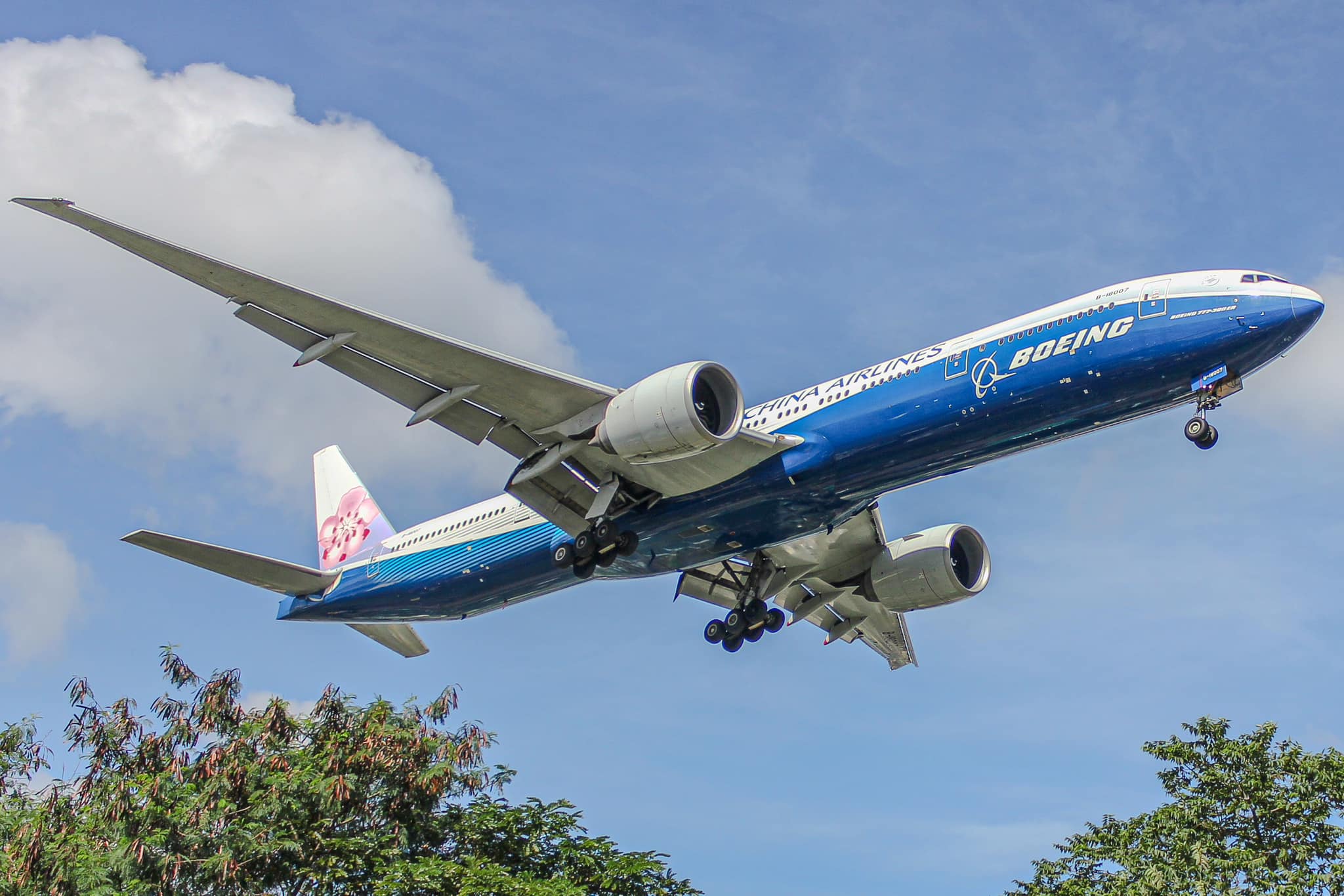 China Airlines Boeing 777-300ER at San Francisco International Airport