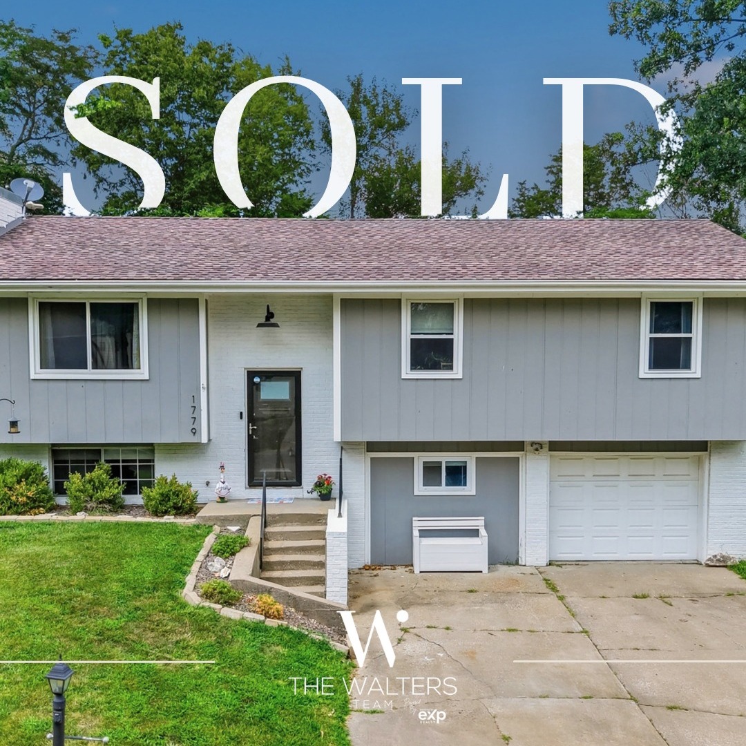 🎉 SOLD IN COLUMBIA! 🏡 📍 1779 E Riviera Dr | Columbia, MO