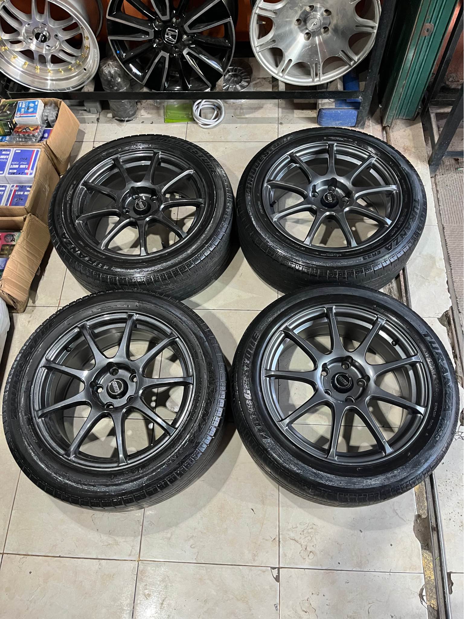 Dijual velg Racing sport R17 VCD 5x114 Lebar 7.5 et40 BAN 215/55/17 ...