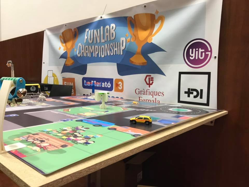 Funlab - Funlab added a new photo — at Neàpolis Vng.