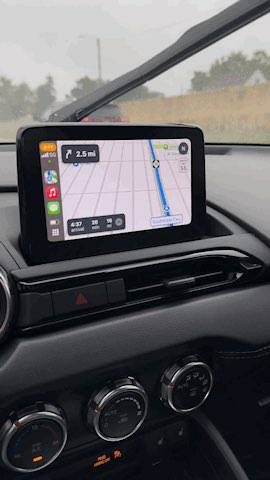 MAZDA MIATA MX-5 ROADSTER CLUB Wireless CarPlay works so far without
