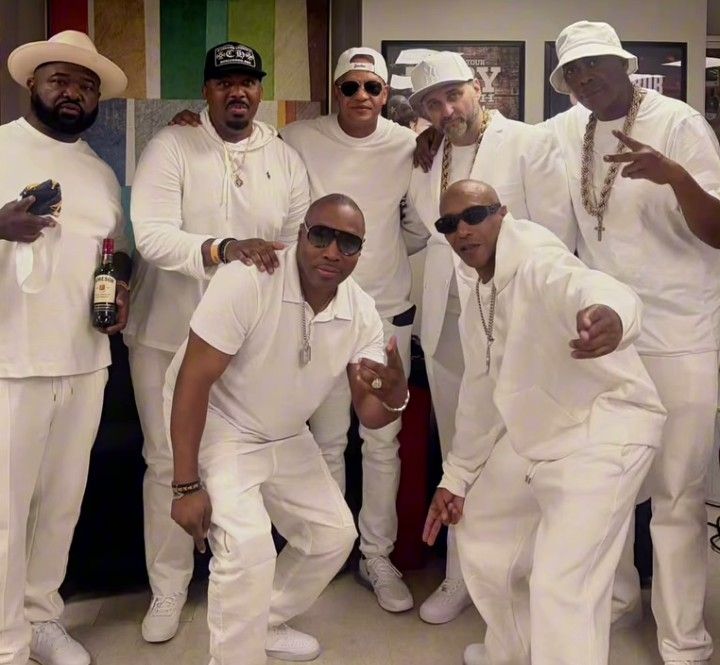 Members of the hip hop group Black Moon and Da Beatminerz