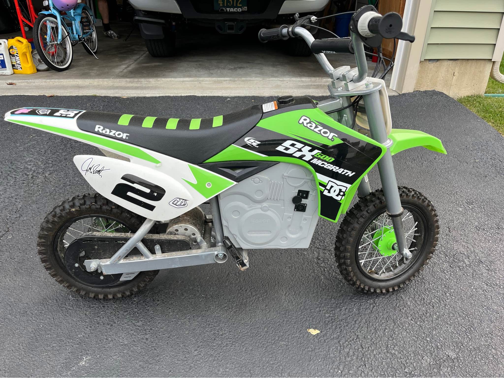Razor Dirt Rocket SX500 McGrath Electric Motocross Bike - Motorcycles ...