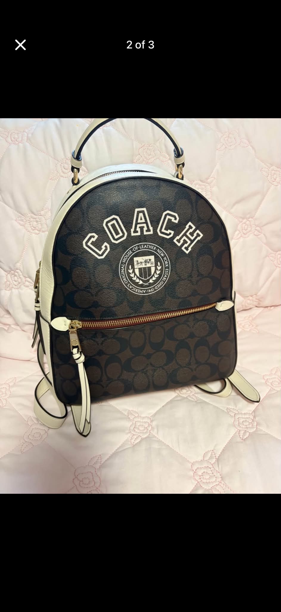 backpack for headphones laptop and keyboard Business Pro - Professional Travel Bag with Comfort Technology No of Items:10 Comfortable Design Padded shoulder The Wine Cellar Graphic Tee - Deer