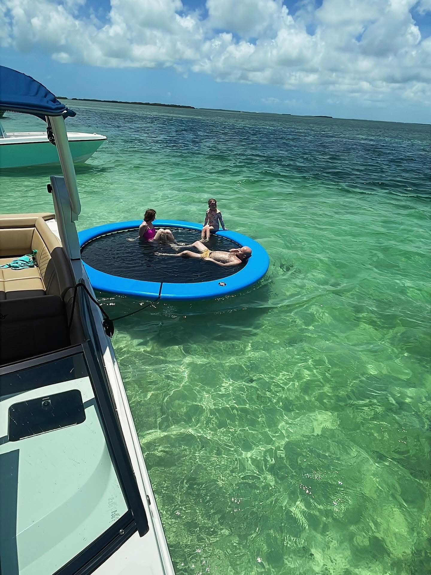 Key West sandbar hopping and sunset cruises on a 2019 Sea Ray 270 SDX