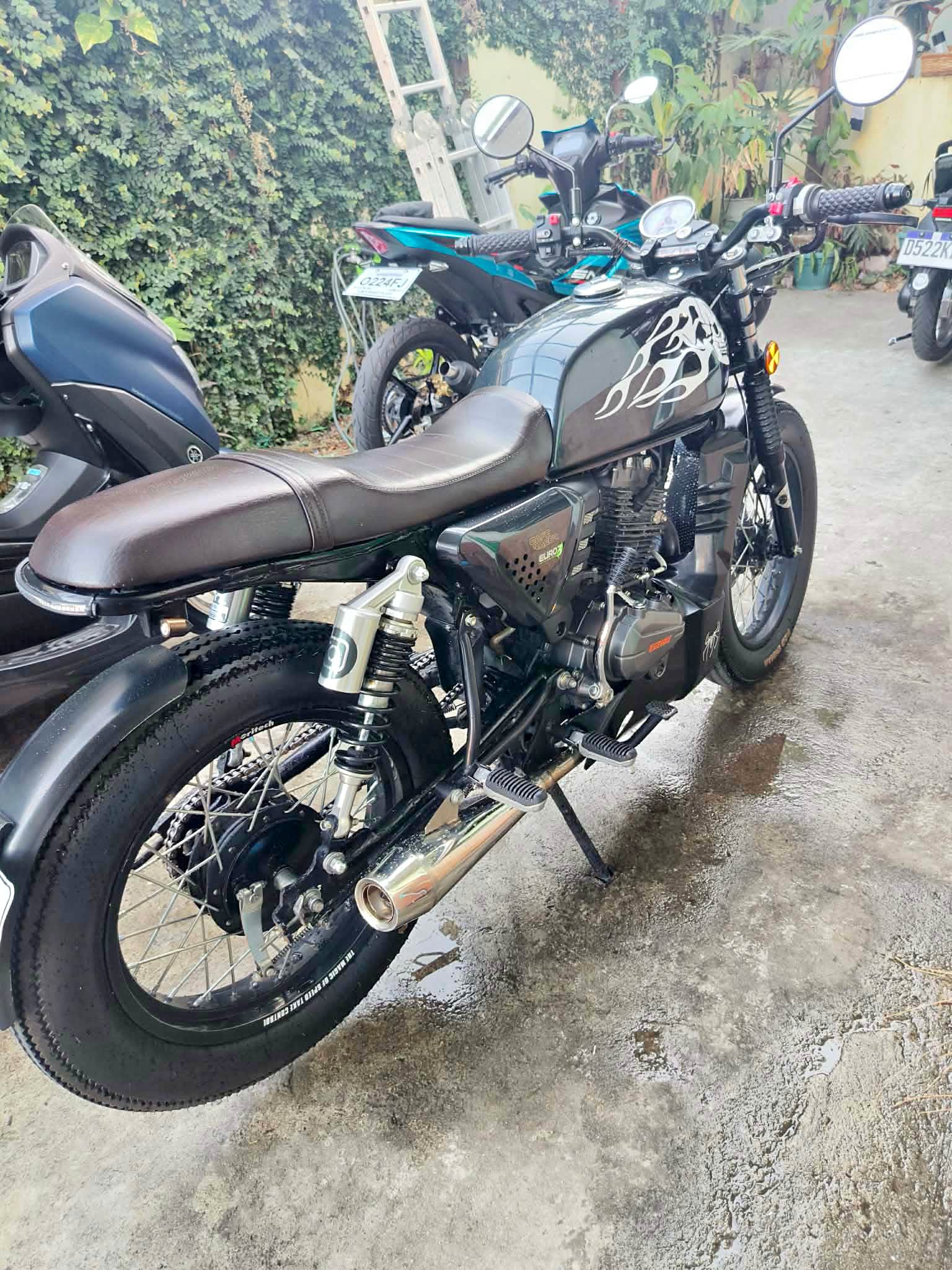 FOR SALE RUSH!! FRESH UNIT! Keeway Cafe racer 152 Cafe Brat build Red ...