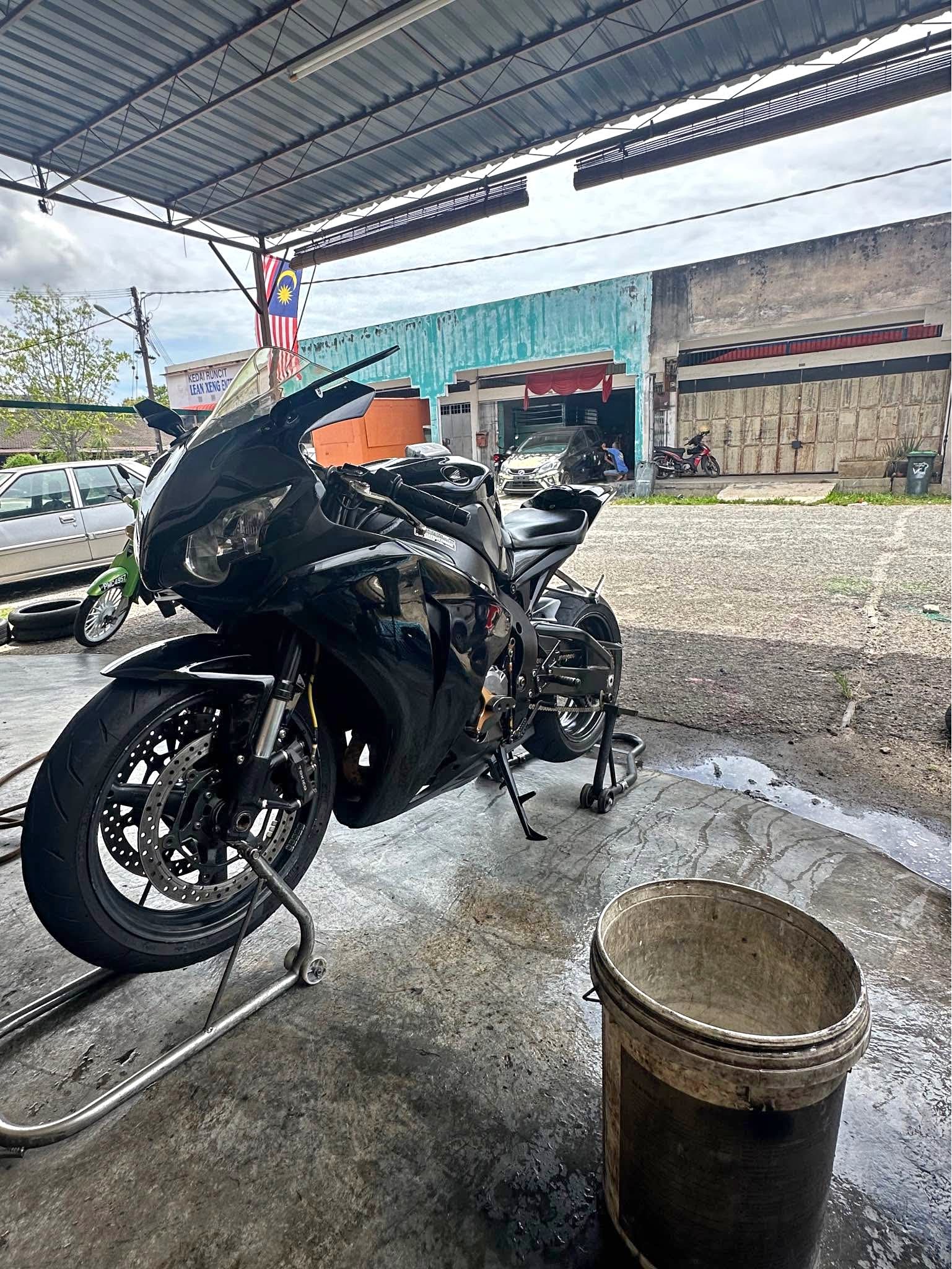 Honda cbr1000rr 2008 rabbit zx10 R1 1000cc sbk - Motorcycles & Scooters ...