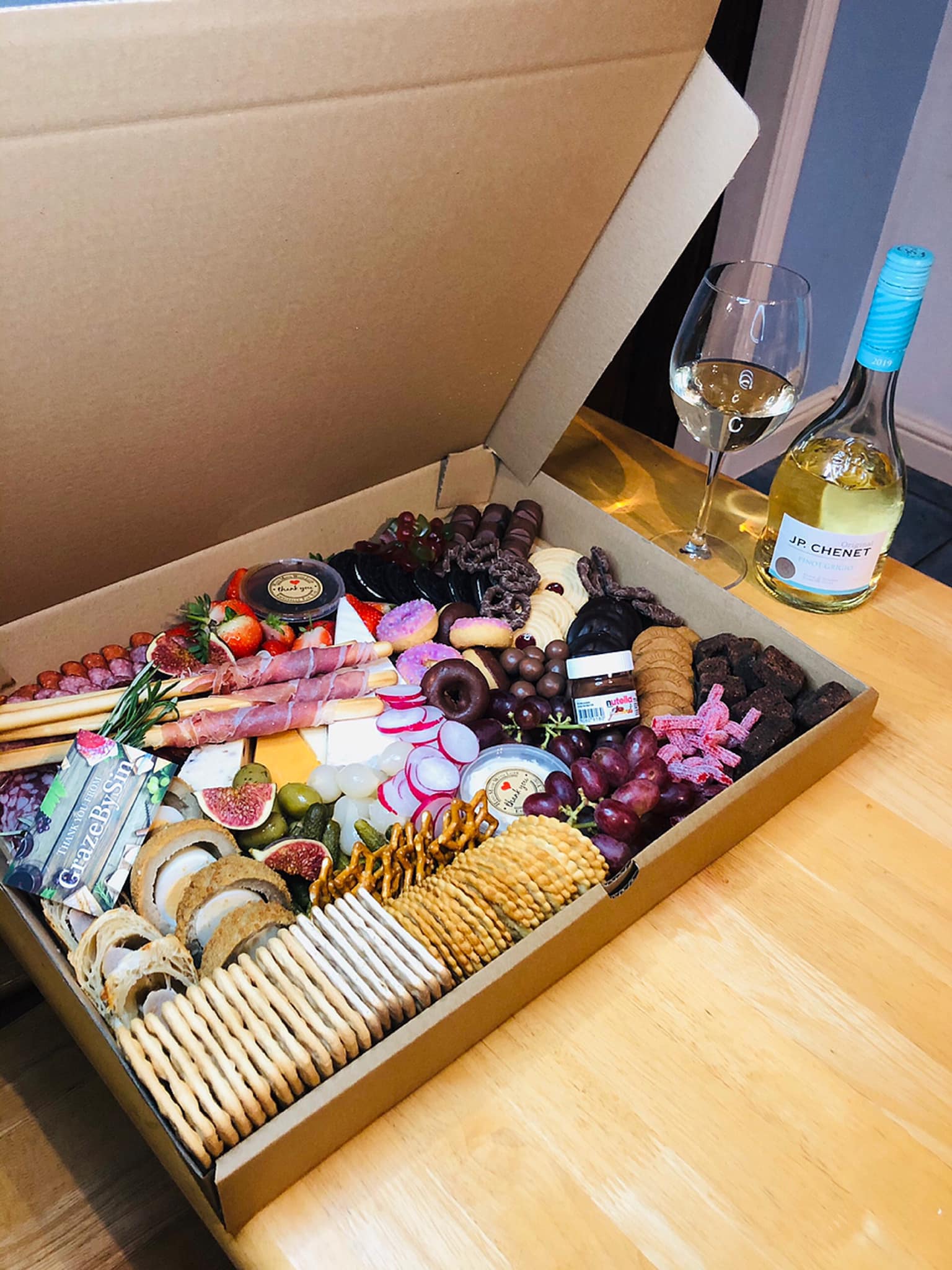 Graze By Sin - 🍷 Nights in! Our sharing box is perfect... | Facebook