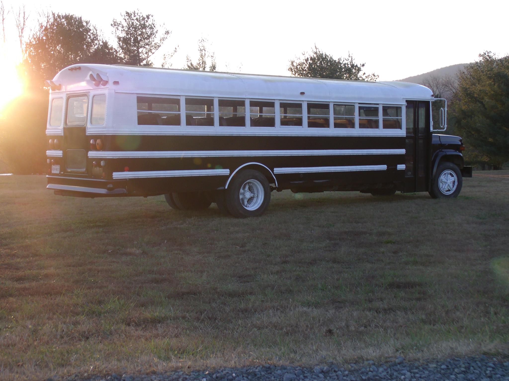 Easy Riders Bus Company | Charlottesville VA