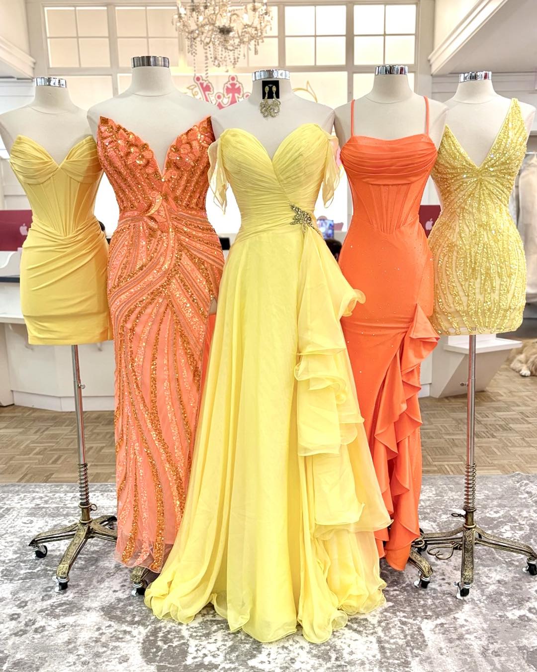 prom rental dresses near me Madison Avenue & Pageant in Richmond, KY Bottoms of the dress Lapel Collar Dress gown for rent near me Kid Size:12M Strawberry red handmade crochet
