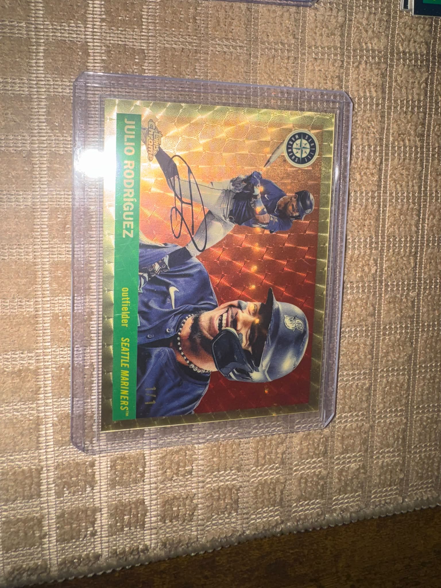 Julio Rodriguez 1/1 superfractor found in 2025 Topps Chrome