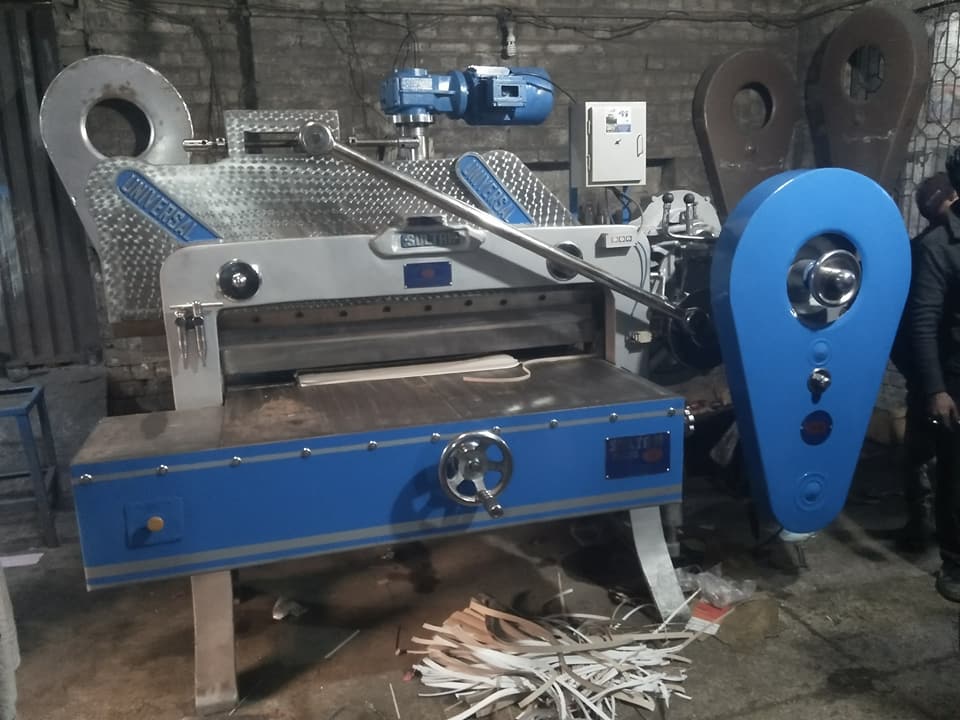 Sultan paper cutting machine 52