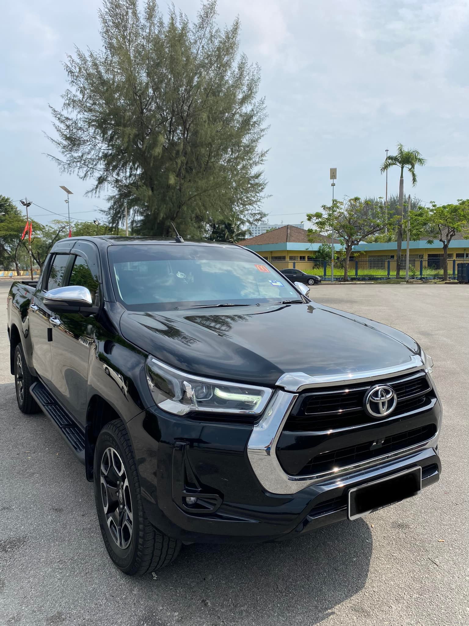 TOYOTA HILUX... - Azka Bumi Car & Bike Rental by Green Matrix