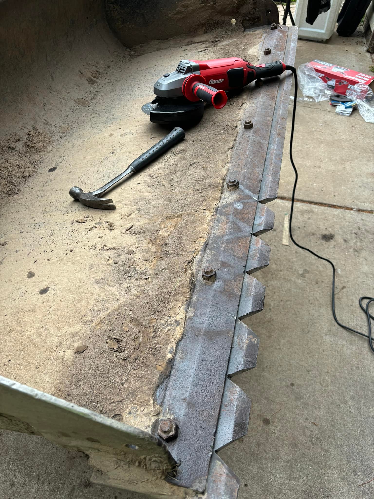 Any DIY serrated cutting edge ideas?