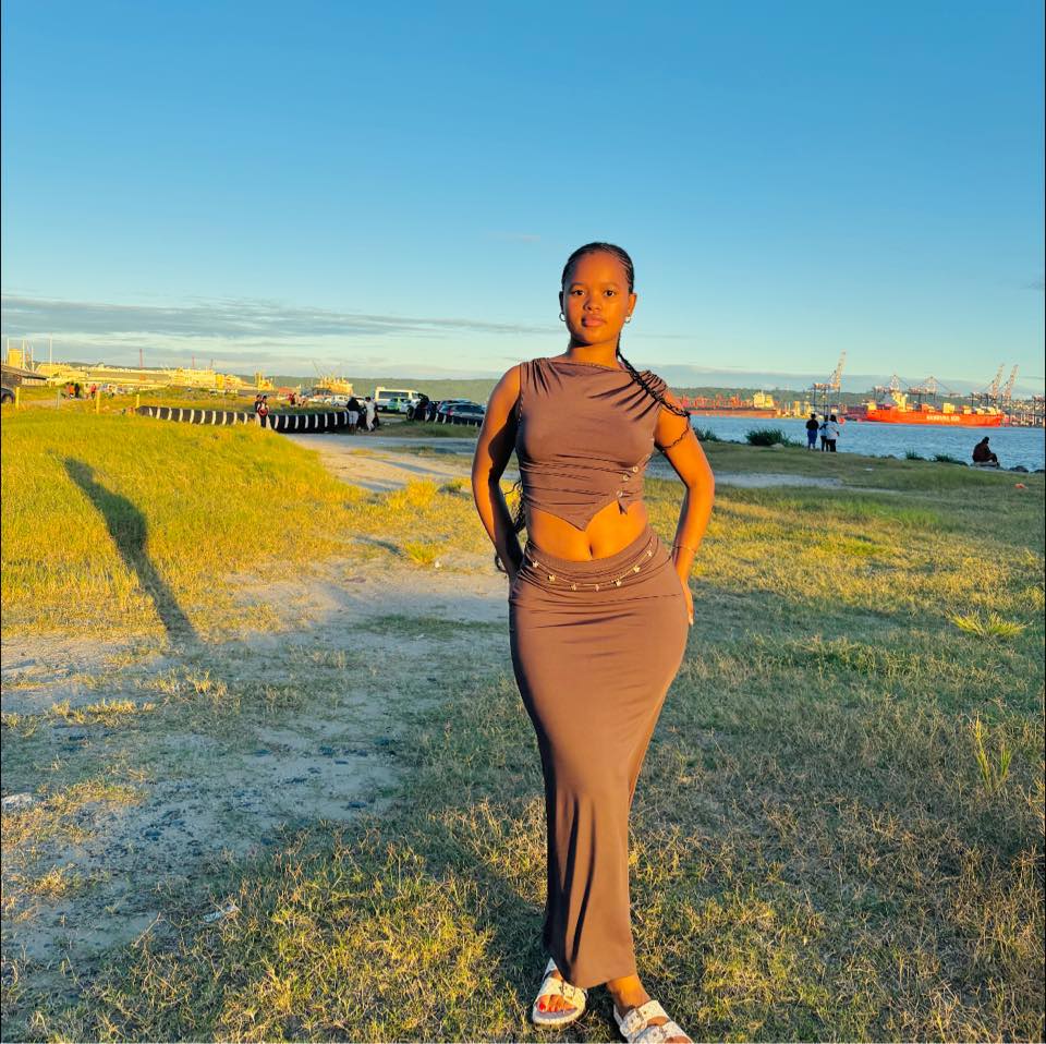 Lusanda S Sithole