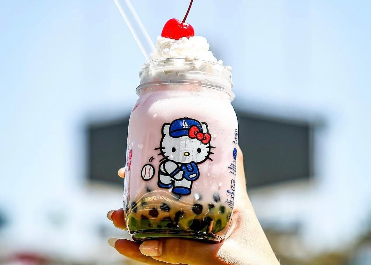 The Dodgers are selling this limited Hello Kitty popcorn bucket