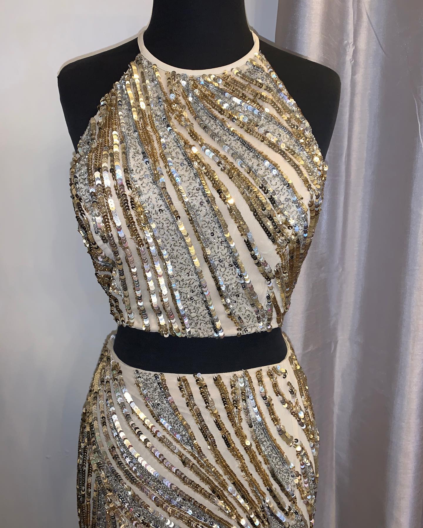 open lace back dress Plus Size Halter Neck Prom Dress Long With Beading