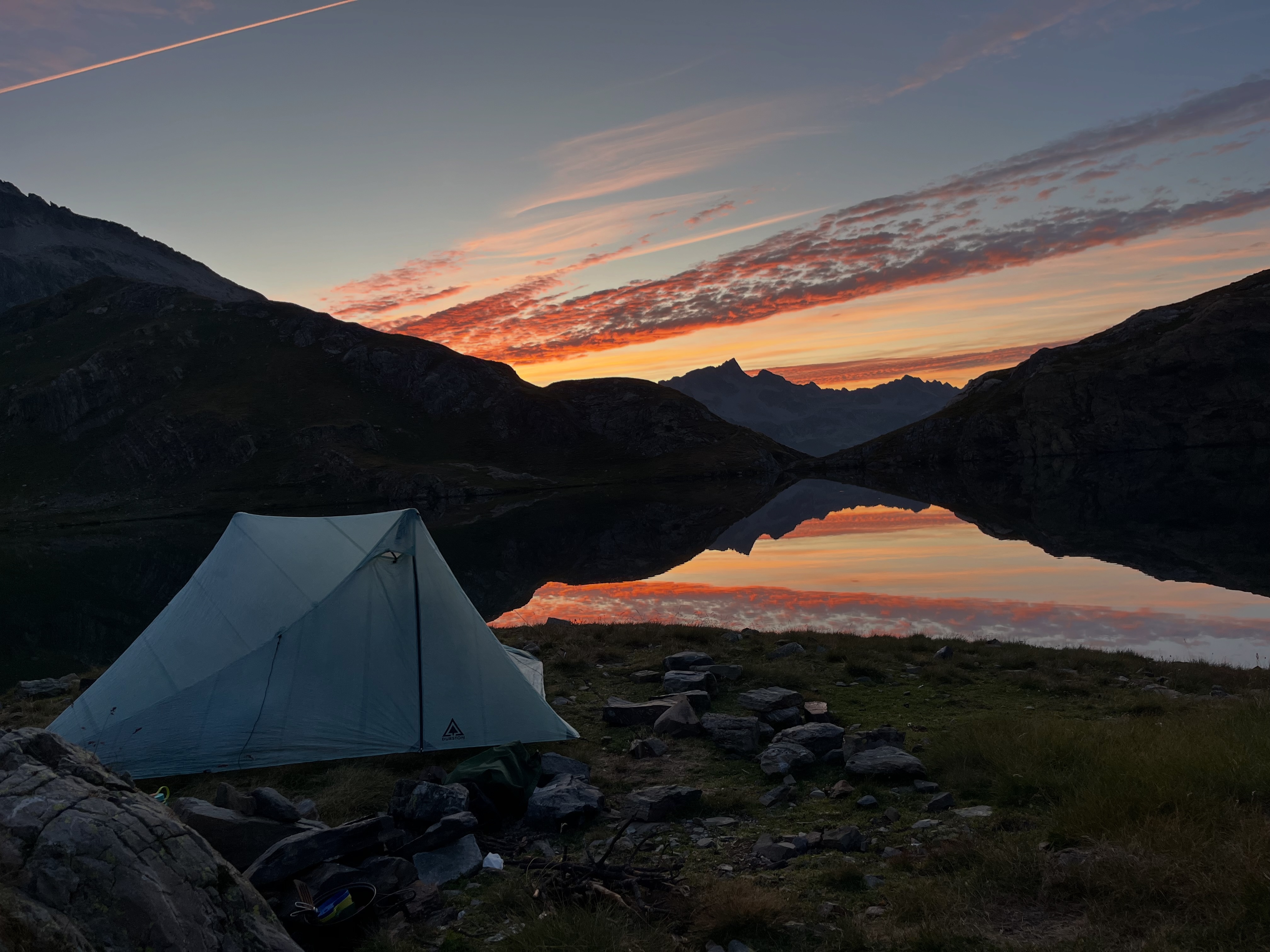 coleman 4-person cabin tent 4/6/8/10 Person Instant Camping with 1-Minute Setup, Large Family Tent with Pre-Attached Poles, Air Vent, & Carry Bag, Sets Up in About 60 Seconds tag_rbh and secure your tent Campground Soft Adventure Camp Maße:3×4 m