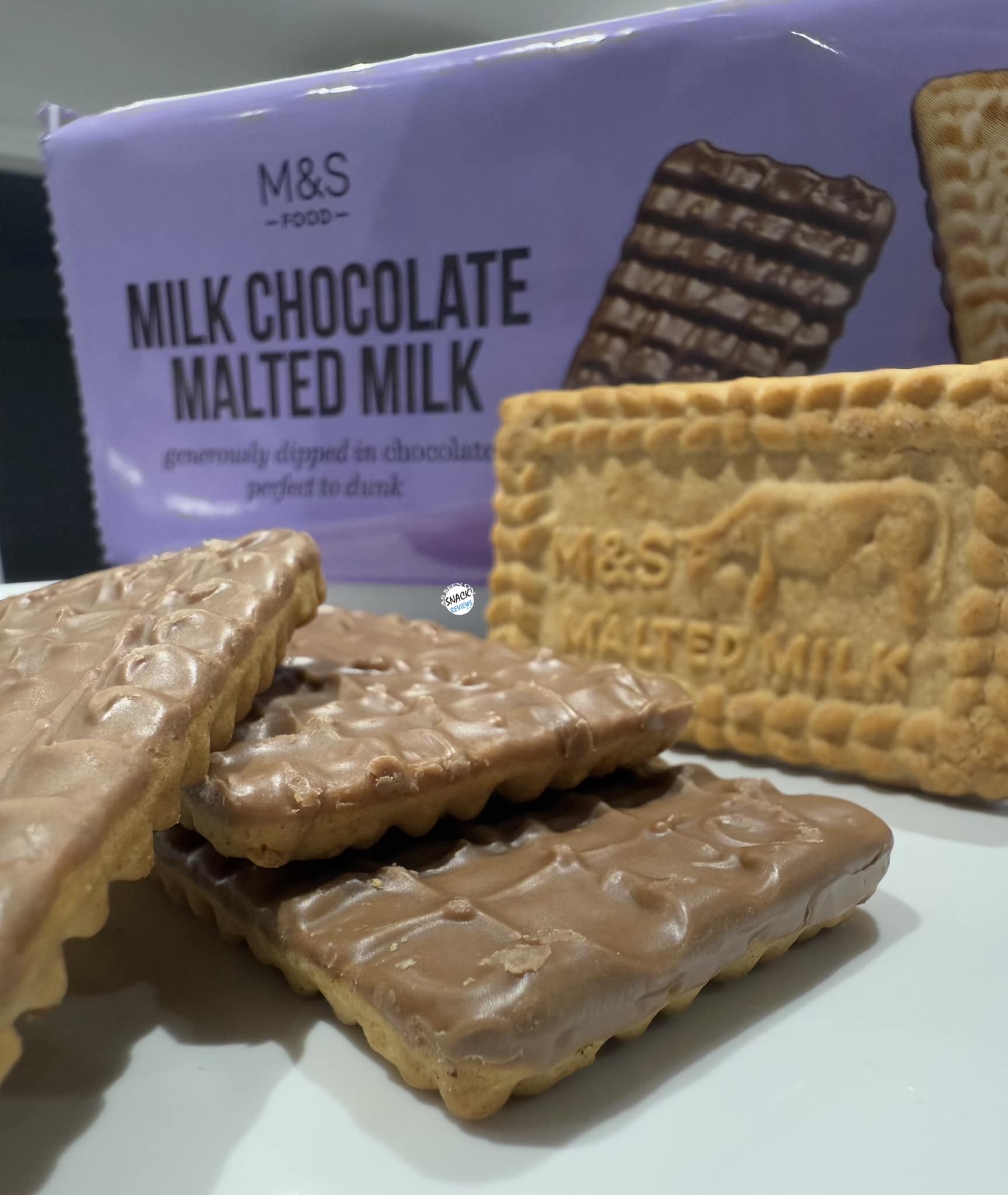 snack-reviews-absolutely-love-these-milk-chocolate-malted-milk