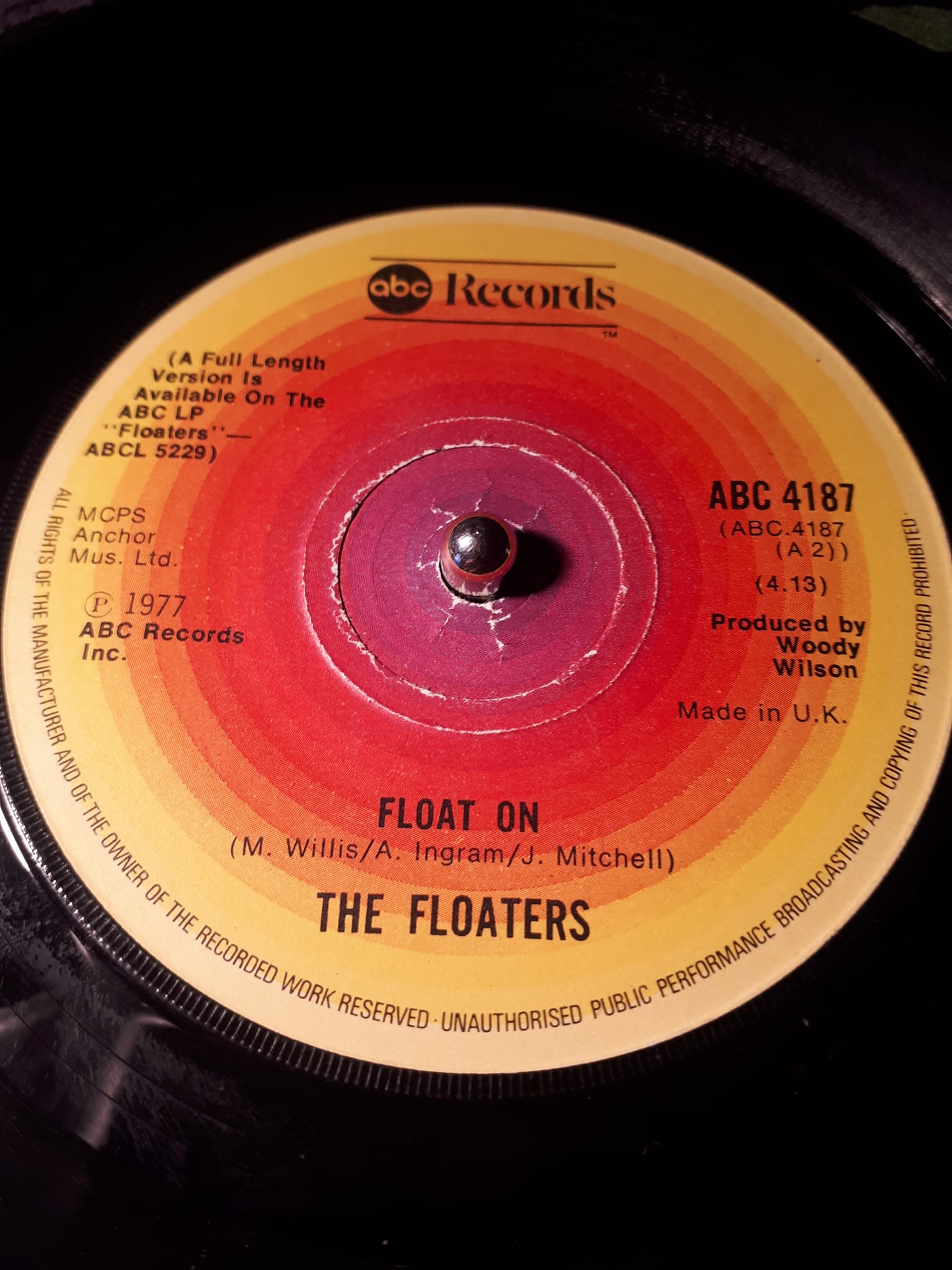 The Floaters - Float On (1977)