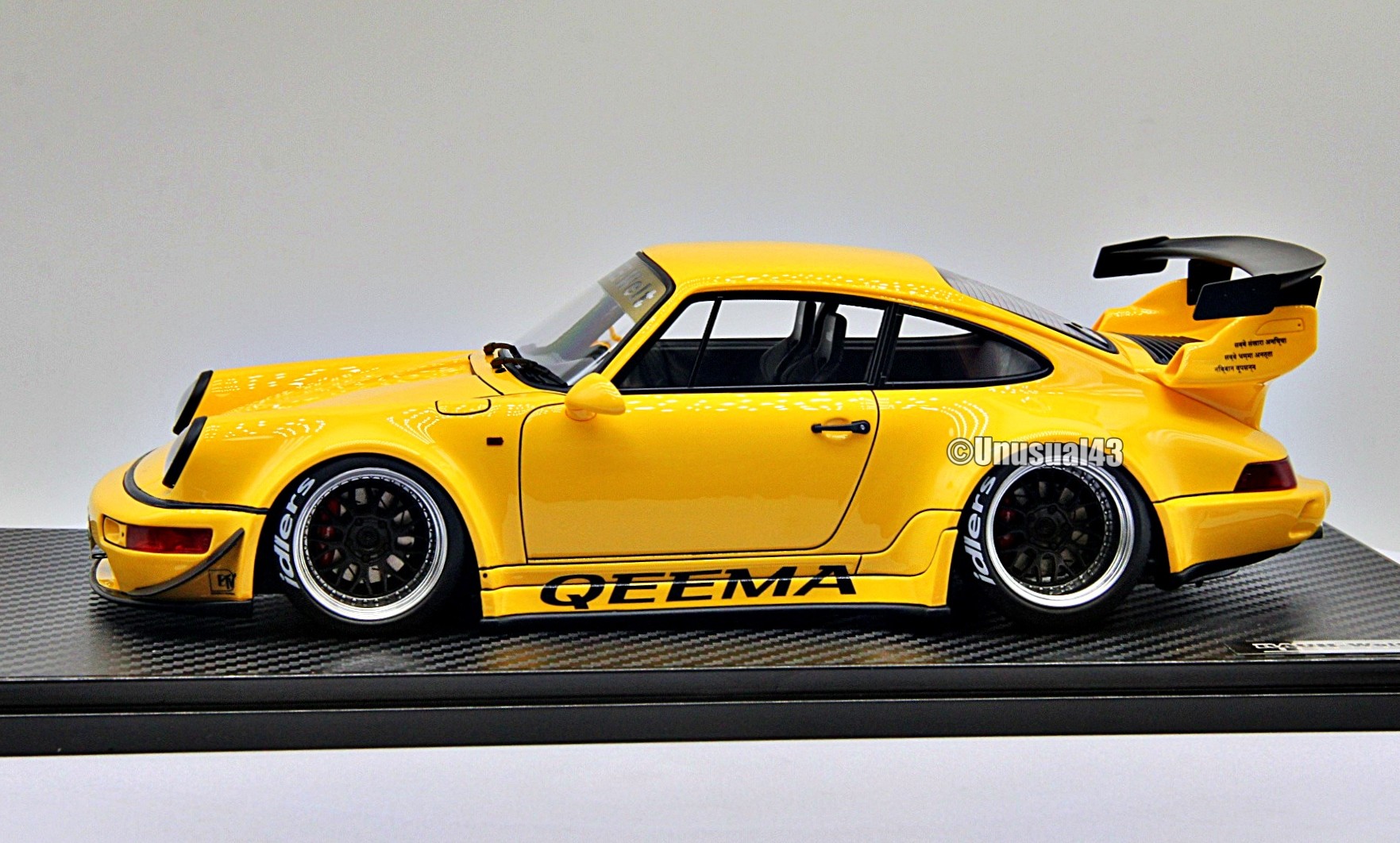 ミニカー ignition model RWB backdate Yellow 1/18 ミニカー ignition model RWB backdate Yellow 1/18 ignition model