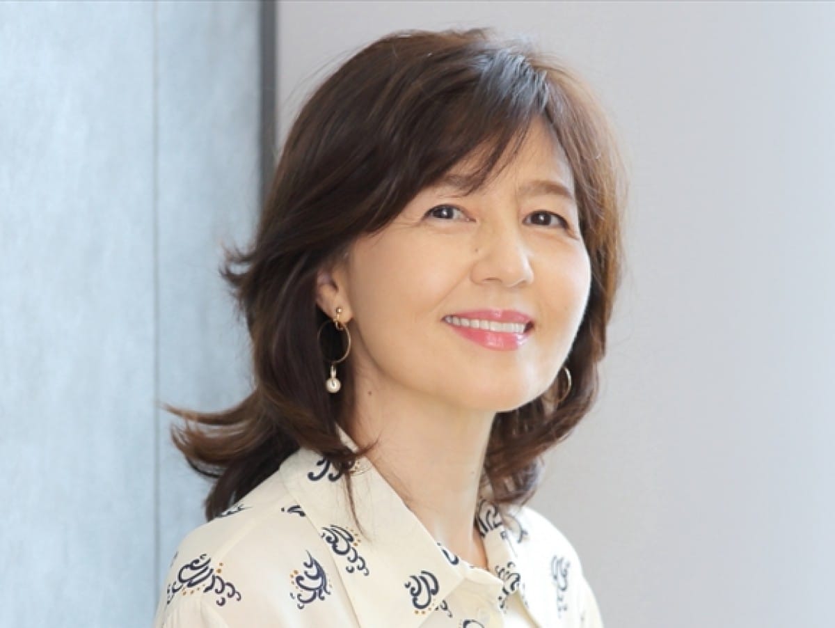 石野真子 年齢