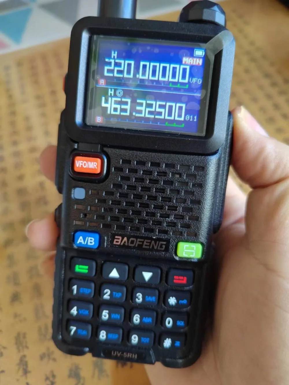 Multi channel radios with chargers and extra long antennas with ...