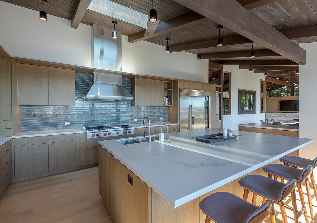 The subtle use of color on the... - ODS Architecture