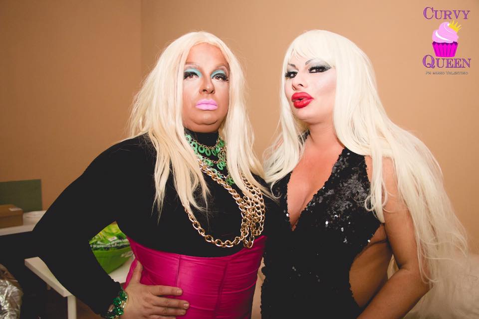 CURVY QUEEN